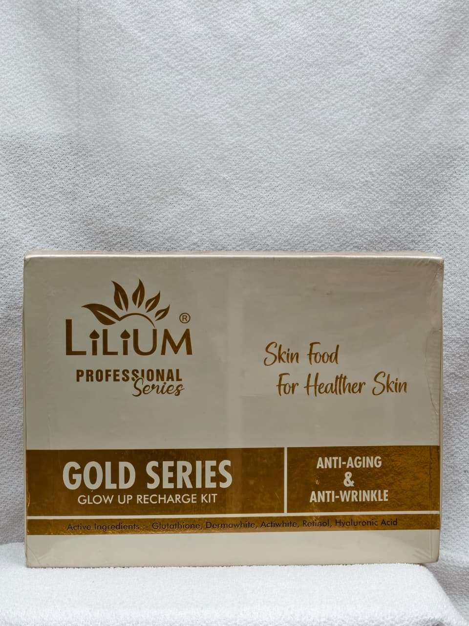 Lilium Gold Series Glow Up Recharge Facial Kit